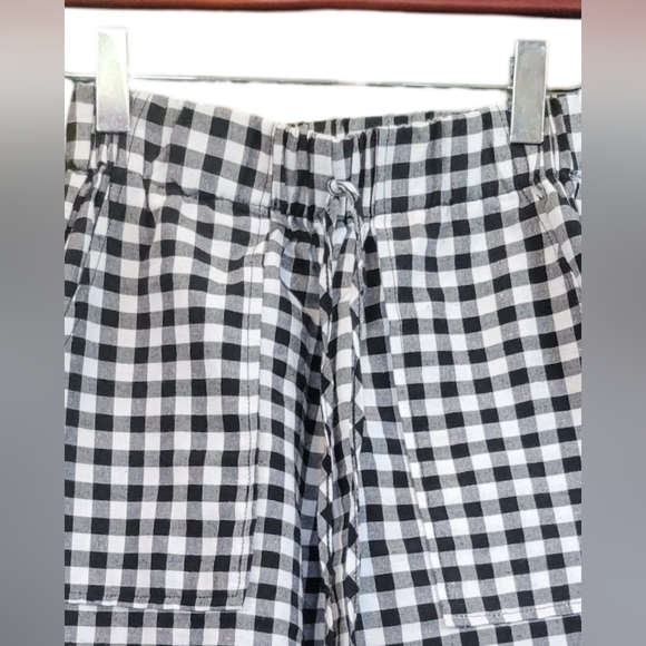 SHEIN. SUPER CUTE BLACK AND WHITE CHECK DRAWSTRING PANTS SIZE XS - Picture 4 of 7